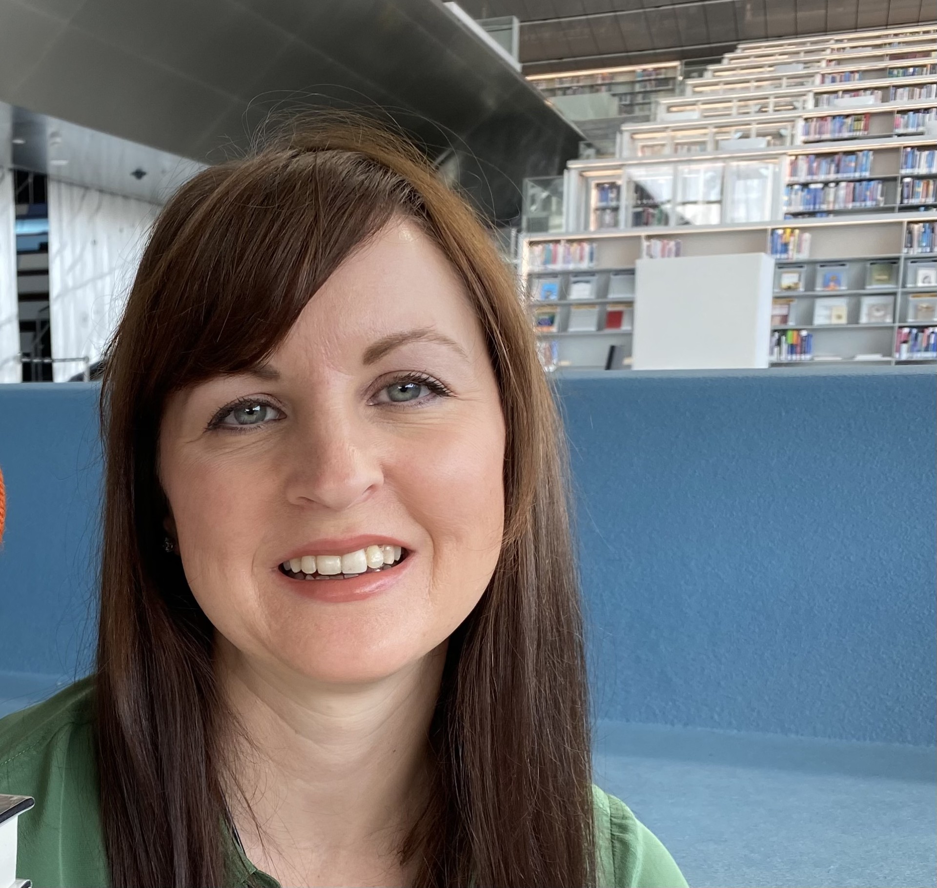 Photo of Lara Oliver